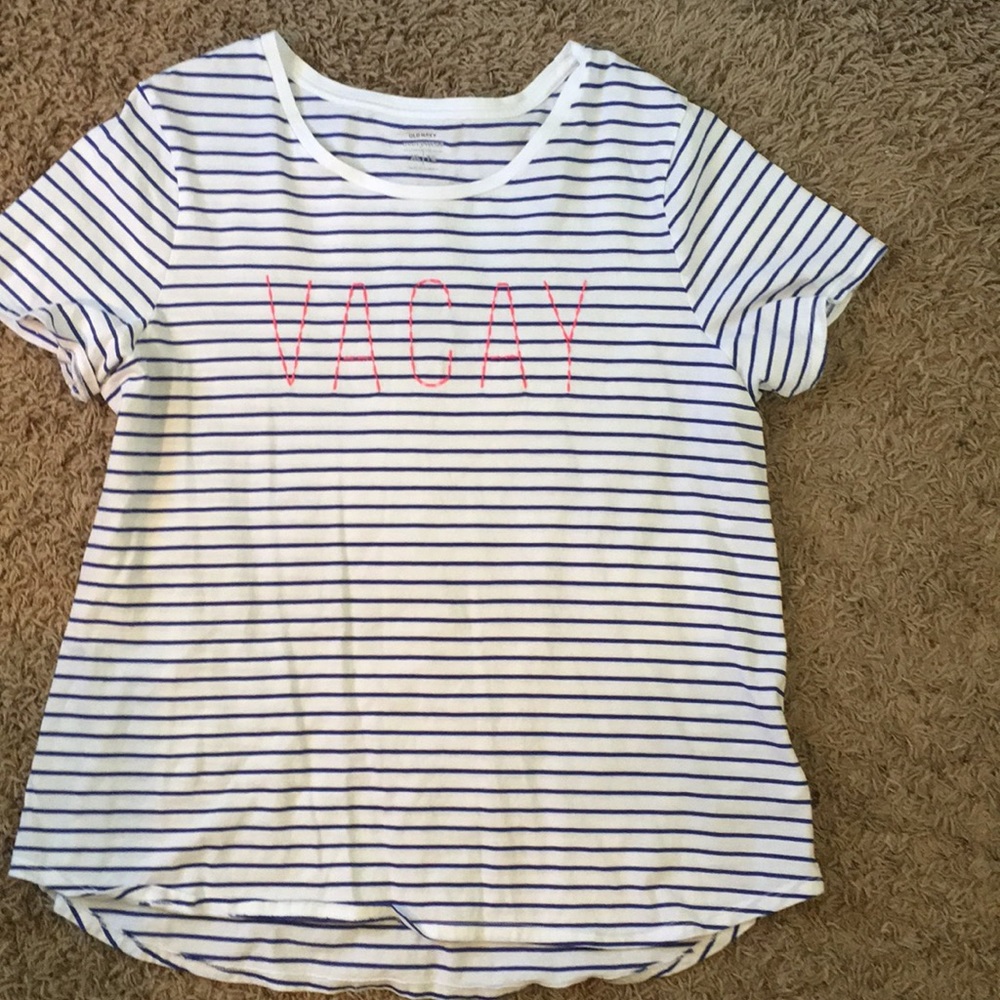 Women’s scoop neck t shirt